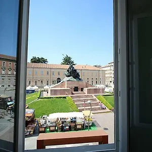 Piazza Trento 11 Appartamento